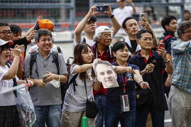 spectators, fans during the 2023 Formula 1 Lenovo Japanese Grand Prix, 16th round of the 2023 Formula One World Championship, WM, Weltmeisterschaft from September 22 to 24, 2023 on the Suzuka International Racing Course, in Suzuka - F1 - JAPANESE GRAND PRIX 2023 DPPI Panoramic  00123036__R3_1963