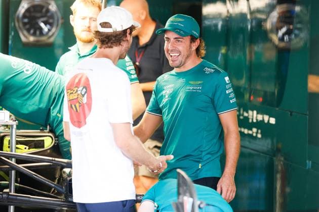 Sebastian Vettel DEU , 14 Fernando Alonso ESP, Aston Martin Aramco Cognizant F1 Team , F1 Grand Prix of Japan at Suzuka International Racing Course on September 21, 2023 in Suzuka, Japan Photo by HOCH ZWEI Suzuka Japan