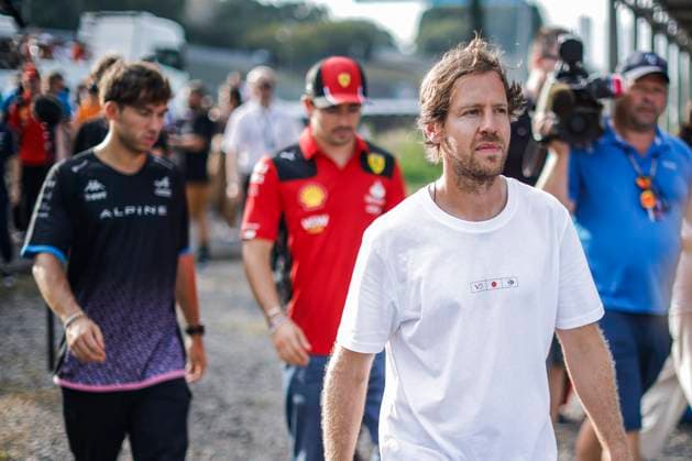 VETTEL Sebastian, former F1 driver Buzzing Corner project in support of biodiversity of bee during the 2023 Formula 1 Lenovo Japanese Grand Prix, 16th round of the 2023 Formula One World Championship, WM, Weltmeisterschaft from September 22 to 24, 2023 on the Suzuka International Racing Course, in Suzuka - F1 - JAPANESE GRAND PRIX 2023 DPPI Panoramic  00123036__R5_9637