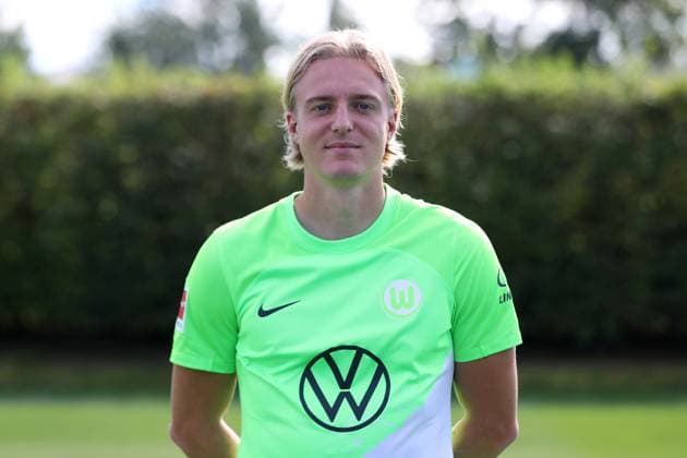 VfL Wolfsburg Wolfsburg, 20 09 2023, FOOTBALL VfL Wolfsburg, 1 Bundesliga, season 2023 24 photo session, Sebastiaan Bornauw VfL Wolfsburg Wolfsburg
