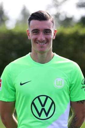 VfL Wolfsburg Wolfsburg, 20 09 2023, FOOTBALL VfL Wolfsburg, 1 Bundesliga, season 2023 24 photo session, Cedric Zesiger VfL Wolfsburg Wolfsburg