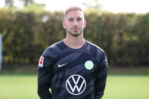 VfL Wolfsburg Wolfsburg, 20 09 2023, FOOTBALL VfL Wolfsburg, 1 Bundesliga, season 2023 24 photo opportunity, goalkeeper Niklas Klinger VfL Wolfsburg Wolfsburg