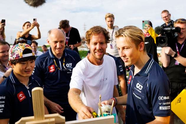 21st September 2023; Suzuka Circuit, Suzuka, Japan; 2023 Formula 1 Lenovo Japanese Grand Prix; Arrival and Inspection Day; Sebastian Vettel, Liam Lawson, Yuki Tsunoda and Franz Tost paint on an easel  ActionPlus12555666 StephenxBlackberry