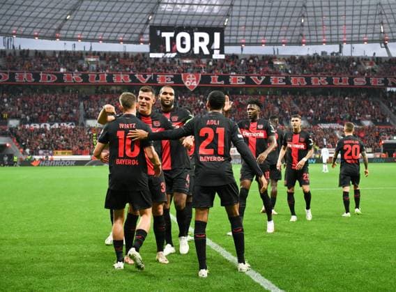 Cheer 1 0, v li , Florian Wirtz Bayer 04 Leverkusen , Granit Xhaka Bayer 04 Leverkusen , Jonathan Tah Bayer 04 Leverkusen , Amine Adli Bayer 04 Leverkusen 21 09 2023, football season 2023 2024 Europa League group stage, matchday 1 Bayer 04 Leverkusen BK Häcken Leverkusen BayArena North Rhine Westphalia Germany. Team2