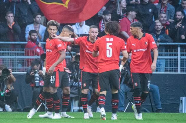 Joie des joueurs du Stade Rennais aprÃ s le but de Ludovic Blas (Stade Rennais) FOOTBALL : Stade Rennais x Maccabi Haifa - Ligue Europa - JournÃ e 1 - 21 09 2022 BaptisteAutissier Panoramic 