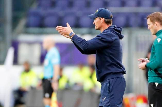 Royal Union Saint-Gilloise v Toulouse FC - UEFA Europa League BRUSSELS, BELGIUM - SEPTEMBER 21 : Blessin Alexander head coach of Union St-Gilloise during the UEFA Europa League Group E match between Royal Union Saint-Gilloise and Toulouse FC on September 21, 2023 in Brussels, Belgium, 21 09 2023 Brussels Belgium  Copyright: xJbox