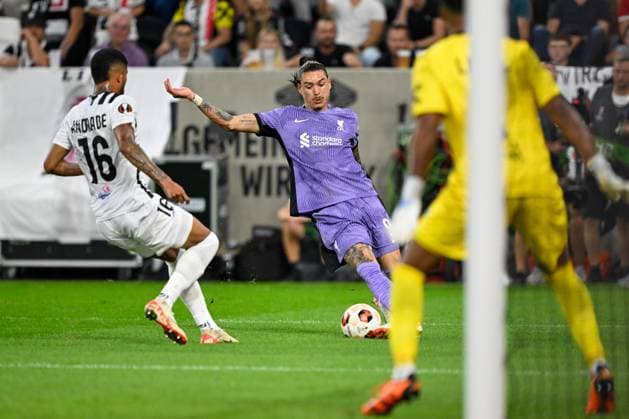 SOCCER - UEFA EL, LASK vs Liverpool LINZ,AUSTRIA,21.SEP.23 - SOCCER - UEFA Europa League, group stage, Linzer ASK vs Liverpool FC. Image shows Andres Andrade (LASK) and Darwin Nunez (Liverpool).  GEPAxpictures xDanielxSchoenherr