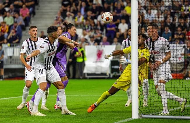 LASK v Liverpool Europa League 21 09 2023. Darwin Nunez (9) of Liverpool heads towards goal during the Europa League match between LASK and Liverpool at Raiffeisen Arena, Linz, Austria on 21 September 2023. Editorial use only , Copyright: xNigelxKeenex PSI-18052-0015