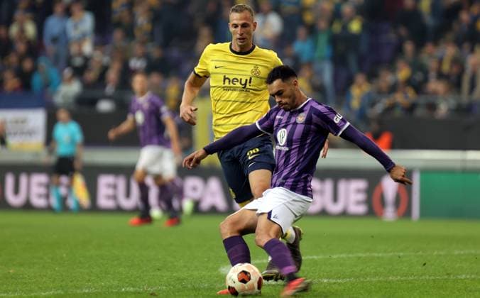 Royal Union Saint-Gilloise v Toulouse FC - UEFA Europa League ANDERLECHT-BELGIUN - SEPTEMBER 21 : 07 Zakaria Aboukhlal Forward Toulouse Football Club 2023-2024 and 29 Gustaf Nilsson Forward Union Sg during the UEFA Europa League Group E match between Royal Union Saint-Gilloise and Toulouse FC on {SEPTEMBER 21, 2023 in ANDERLECHT, BELGIUM, 21 Eeklo Belgium  Copyright: xJeffreyxGaensx xPhotoxNewsx