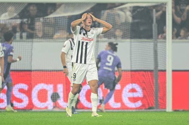 SOCCER - UEFA EL, LASK vs Liverpool LINZ,AUSTRIA,21.SEP.23 - SOCCER - UEFA Europa League, group stage, Linzer ASK vs Liverpool FC. Image shows the disappointment of Marin Ljubicic (LASK).  GEPAxpictures xDanielxSchoenherr