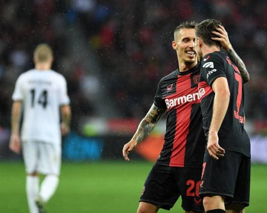 21 09 2023, Leverkusen, Germany, BayARENA, Bayer Leverkusen vs BK Haecken UEFA Europa League 2023 2024 Group H, Alejandro Grimaldo Bayer 04 Leverkusen and Jonas Hofmann Bayer 04 Leverkusen goal celebration, cheers with his team after scoring the 4 0 Photo Ralf Treese Leverkusen BayARENA North Rhine Westphalia Germany 521_LEVHAE20230921_042 Treese-521