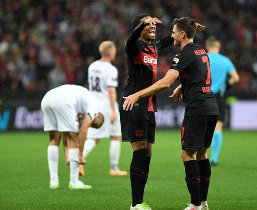 21 09 2023, Leverkusen, Germany, BayARENA, Bayer Leverkusen vs BK Haecken UEFA Europa League 2023 2024 Group H, Jonas Hofmann Bayer 04 Leverkusen goal celebration, cheers with his team after scoring 4 0 Photo Ralf Treese Leverkusen BayARENA North Rhine Westphalia Germany 521_LEVHAE20230921_045 Treese-521