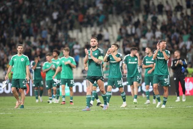 Panathinaikos vs Villareal Panathinaikos™ players celebrate their victory during the UEFA Europa League group F soccer match between Panathinaikos and Villareal held at OAKA, in Athens, Greece, 21 August 2023. ATHENS ATHENS Greece Copyright: xPANAGIOTISxMOSCHANDREOUx INCH1103