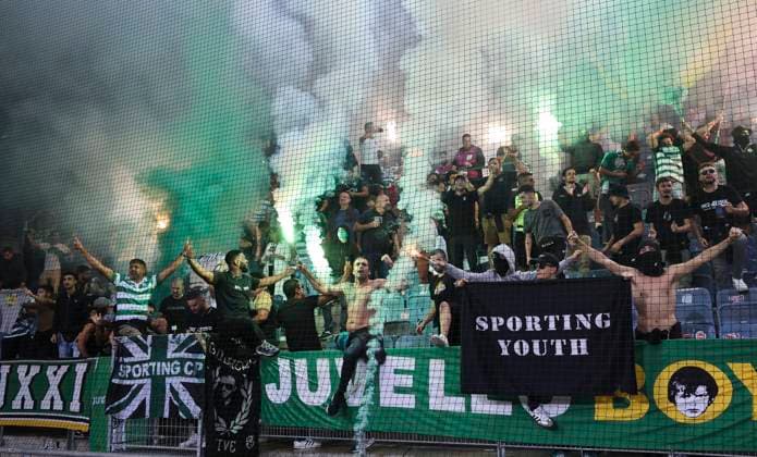 SOCCER - UEFA EL, Sturm vs Sporting GRAZ,AUSTRIA,21.SEP.23 - SOCCER - UEFA Europa League, group stage, SK Sturm Graz vs Sporting CP. Image shows fans of Sporting Lissabon.  GEPAxpictures xWolfgangxGrebien