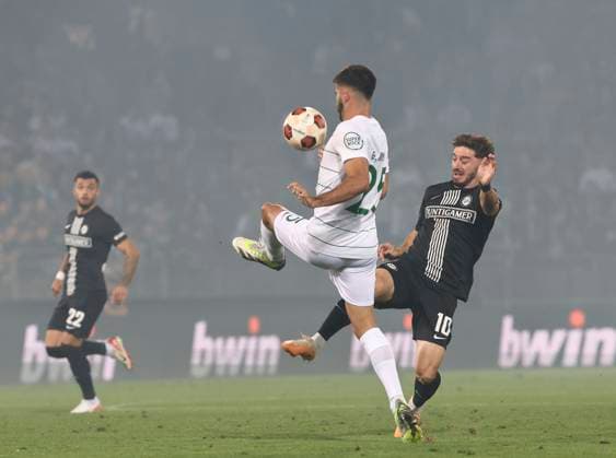 SOCCER - UEFA EL, Sturm vs Sporting GRAZ,AUSTRIA,21.SEP.23 - SOCCER - UEFA Europa League, group stage, SK Sturm Graz vs Sporting CP. Image shows Goncalo Inacio (Sporting Lissabon) and Otar Kiteishvili (Sturm).  GEPAxpictures xWolfgangxGrebien