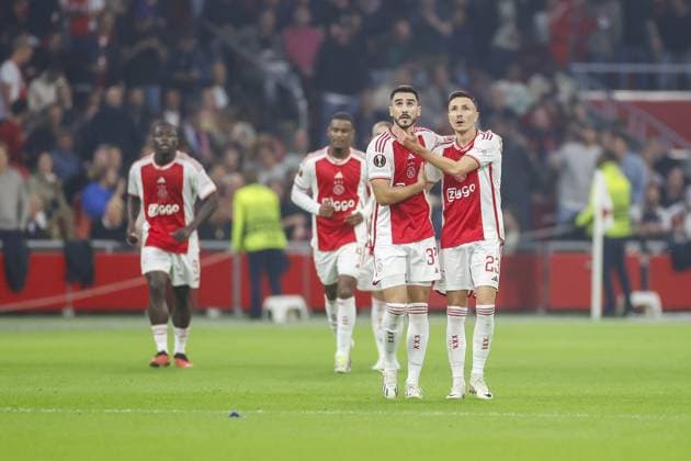 AMSTERDAM, 21-09-2023 JohanCruyff Arena, Europa League Football season 2023 2024 Match between Ajax and Olympique Marseille. Ajax player Josip Sutalo, Ajax player Steven Berghuis celebrating the goal 2-0 Ajax - Olympique Marseille  x22440614x Copyright: