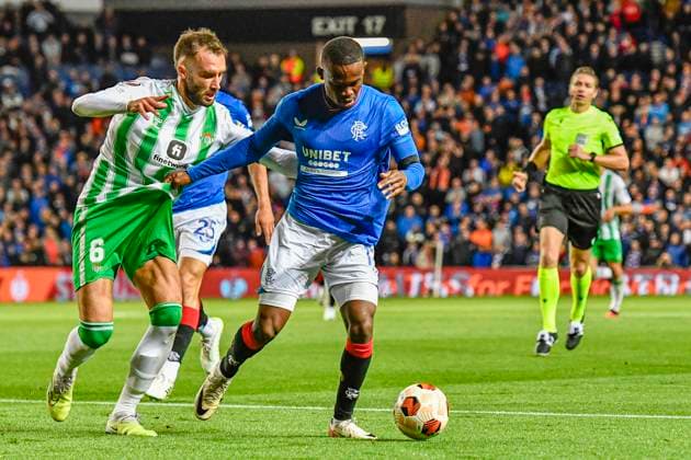 Rangers v Real Betis UEFA Europa League Rabbi Matondo of Rangers and German Pezzella of Real Betis battle during the UEFA Europa League Group C match at Ibrox Stadium, Glasgow Copyright: xJamiexJohnstonx FIL-18994-0034 UK Newspapers OUT