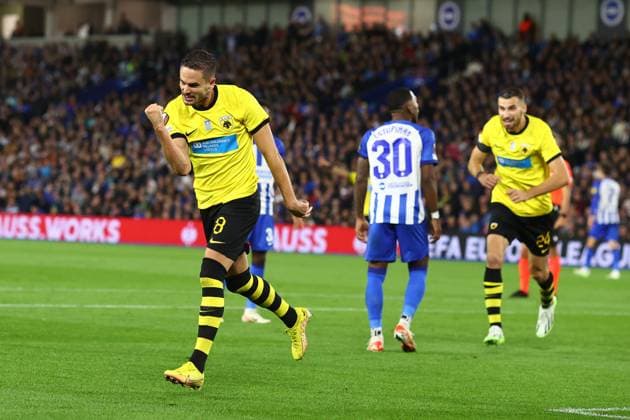 Brighton HA gegen AEK Athen 21. September 2023, Brighton UEFA EUROPA League Fußball, Gruppenphase Brighton Hove Albion gegen AEK Athen Mijat Gacinovic jubelt nach seinem zweiten Tor für AEK Foto  Copyright: xCharlottexWilsonxOffside