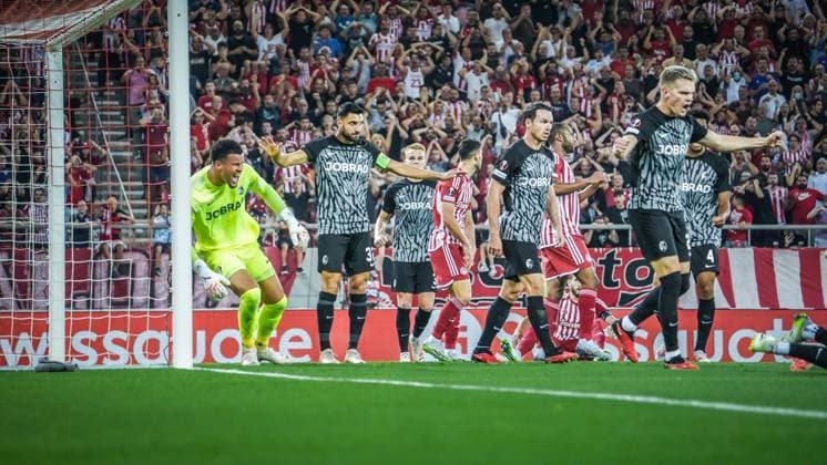 UEFA Football Europa League Season 2023 2024 Giorgos Karaiskakis Stadium Piraeus, 21 09 2023 Olympiakos Piraeus SC Freiburg