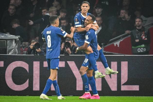 September 21, 2023, Amsterdam, France, Netherlands: Pierre-Emerick AUBAMEYANG of Marseille celebrate his goal with Amine HARIT of Marseille and Azzedine OUNAHI of Marseille during the UEFA Europa League group B match between Ajax Amsterdam and Olympique de Marseille (OM) at Johan Cruijff ArenA Stadium on September 21, 2023 in Amsterdam, Netherlands. Amsterdam Netherlands - ZUMAm308 20230921_zsp_m308_008 Copyright: xMatthieuxMirvillex
