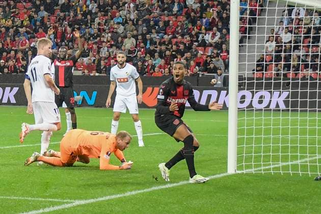 Amine Adli 21, Bayer Leverkusen dissatisfied disappointed dejected frustrated after missed chance to score 21 09 2023 Football Europa League, Bayer 04 Leverkusen vs BK Häcken Haecken, BayArena, Leverkusen, NRW Germany Copyright: xpepphotox xHorstxMauelshagenx pep00321, pep_20230921_hm