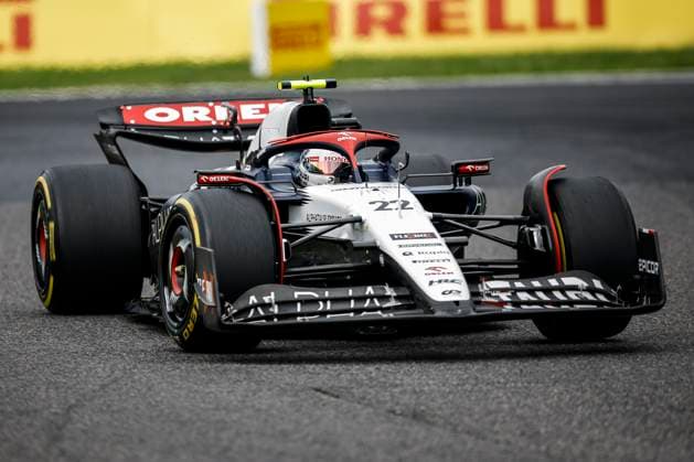 22 TSUNODA Yuki (jap), Scuderia AlphaTauri AT04, action during the 2023 Formula 1 Lenovo Japanese Grand Prix, 16th round of the 2023 Formula One World Championship, WM, Weltmeisterschaft from September 22 to 24, 2023 on the Suzuka International Racing Course, in Suzuka - F1 - JAPANESE GRAND PRIX 2023 DPPI Panoramic  00123036__R3_3882
