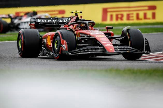 55 SAINZ Carlos (spa), Scuderia Ferrari SF-23, action during the 2023 Formula 1 Lenovo Japanese Grand Prix, 16th round of the 2023 Formula One World Championship, WM, Weltmeisterschaft from September 22 to 24, 2023 on the Suzuka International Racing Course, in Suzuka - F1 - JAPANESE GRAND PRIX 2023 DPPI Panoramic  00123036__R3_4009
