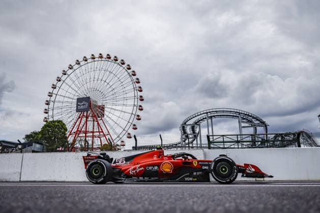 55 SAINZ Carlos (spa), Scuderia Ferrari SF-23, action during the 2023 Formula 1 Lenovo Japanese Grand Prix, 16th round of the 2023 Formula One World Championship, WM, Weltmeisterschaft from September 22 to 24, 2023 on the Suzuka International Racing Course, in Suzuka - F1 - JAPANESE GRAND PRIX 2023 DPPI Panoramic  00123036__R5_9961