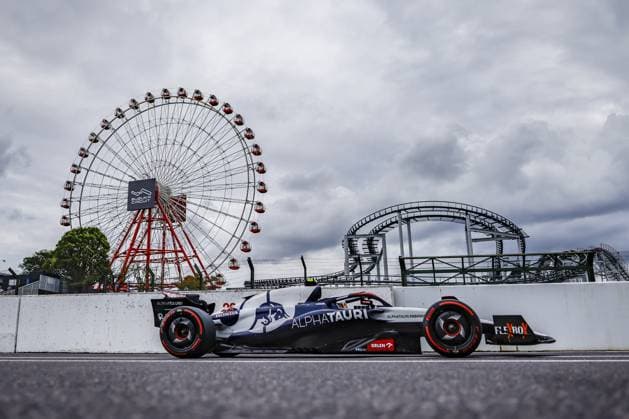 22 TSUNODA Yuki (jap), Scuderia AlphaTauri AT04, action during the 2023 Formula 1 Lenovo Japanese Grand Prix, 16th round of the 2023 Formula One World Championship, WM, Weltmeisterschaft from September 22 to 24, 2023 on the Suzuka International Racing Course, in Suzuka - F1 - JAPANESE GRAND PRIX 2023 DPPI Panoramic  00123036__R5_9985
