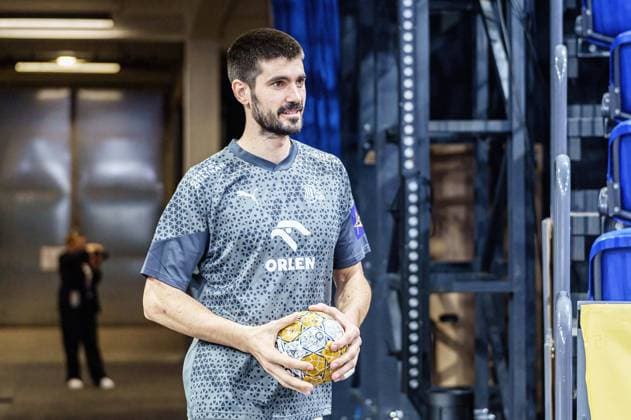 Eduardo Gurbindo Martinez THW Kiel, 28 THW Kiel vs Pick Szeged, handball, Champions League, Matchday 2, Season 2023 2024, 21 09 2023 THW Kiel vs Pick Szeged, handball, Champions League, Matchday 2, Season 2023 2024, 21 09 2023 Kiel Copyright: xEibnerxPressefoto MarcelxvonxFehrnx EP_MFN