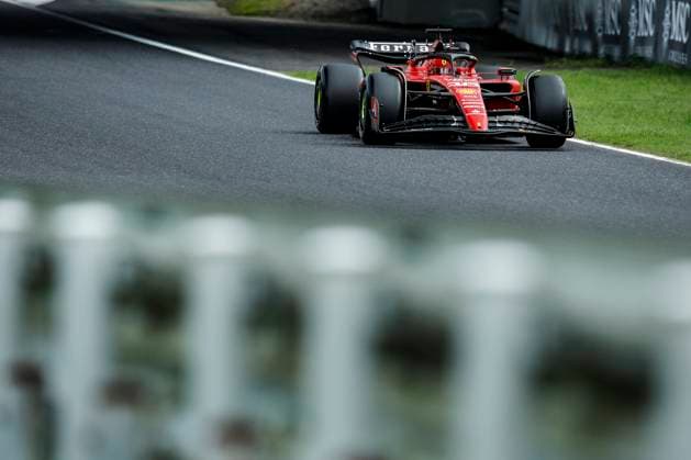 16 LECLERC Charles (mco), Scuderia Ferrari SF-23, action during the 2023 Formula 1 Lenovo Japanese Grand Prix, 16th round of the 2023 Formula One World Championship, WM, Weltmeisterschaft from September 22 to 24, 2023 on the Suzuka International Racing Course, in Suzuka - F1 - JAPANESE GRAND PRIX 2023 DPPI Panoramic  00123036__R3_4280