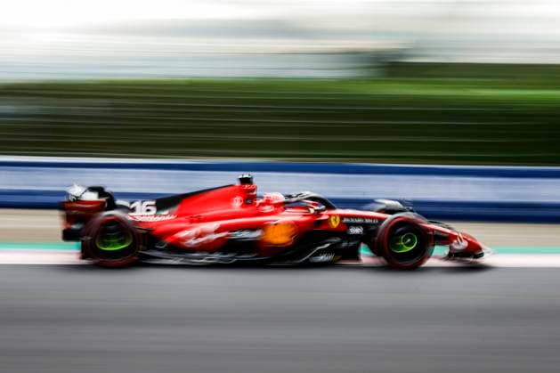 16 LECLERC Charles (mco), Scuderia Ferrari SF-23, action during the 2023 Formula 1 Lenovo Japanese Grand Prix, 16th round of the 2023 Formula One World Championship, WM, Weltmeisterschaft from September 22 to 24, 2023 on the Suzuka International Racing Course, in Suzuka - F1 - JAPANESE GRAND PRIX 2023 DPPI Panoramic  00123036__R5_0105