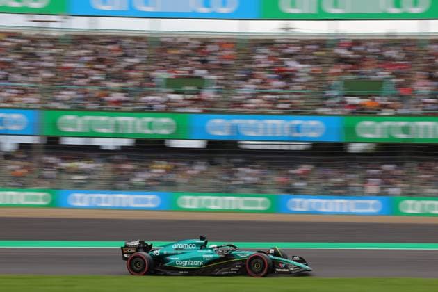 18 STROLL Lance (can), Aston Martin F1 Team AMR23, action during the 2023 Formula 1 Lenovo Japanese Grand Prix, 16th round of the 2023 Formula One World Championship, WM, Weltmeisterschaft from September 22 to 24, 2023 on the Suzuka International Racing Course, in Suzuka - FORMULE 1 : Grand prix du Japon - FIA - Suzuka - 22 09 2023 DPPI Panoramic  00123036_0Y2A8833