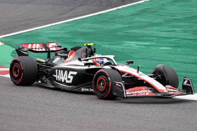 September 22, 2023, Suzuka, Mie Prefecture, Japan: NICO HULKENBERG (GER) of Haas F1 Team 27 races during FP1 on Practice Day at the Formula 1 Japanese Grand Prix. Suzuka Japan - ZUMAb177 20230922_aap_b177_150 Copyright: xTaidghxBarronx