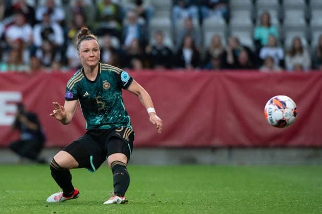 Marina Hegering Germany, 05 on the ball, DEN, Denmark vs Germany, UEFA Womens Nations League, League A, Matchday 1, 22 09 2023 DEN, Denmark vs Germany, UEFA Womens Nations League, League A, Matchday 1, 22 09 2023 Viborg Copyright: xEibner-Pressefoto Memmlerx EP_MMR
