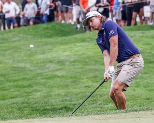 Cam Smith of Australia chips onto the eighteenth green during the first round of the 2023 LIV Golf League tournament at Rich Harvest Farms in Sugar Grove, Illinois, on Friday September 22, 2023. Tournament play runs from September 22nd through the 24th.  SGI20230922850 TANNENxMAURY