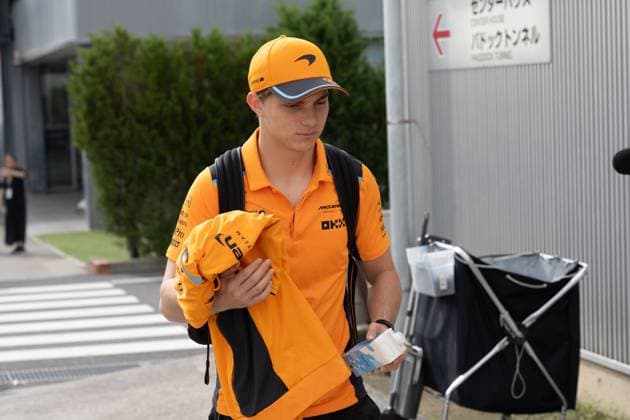 September 23, 2023, Suzuka, Mie Prefecture, Japan: OSCAR PIASTRI (AUS) of McLaren 81 arrives to the paddock for Qualifying for the 2023 Formula 1 Japanese Grand Prix Suzuka Japan - ZUMAb177 20230923_aap_b177_033 Copyright: xTaidghxBarronx