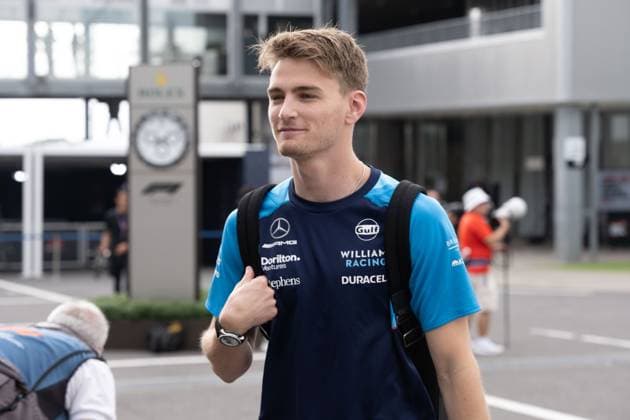September 23, 2023, Suzuka, Mie Prefecture, Japan: LOGAN SARGEANT (USA) of Williams 2 arrives to the paddock for Qualifying for the 2023 Formula 1 Japanese Grand Prix Suzuka Japan - ZUMAb177 20230923_aap_b177_039 Copyright: xTaidghxBarronx