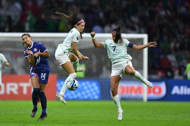 RECORD DATE NOT STATED CONCACAF Womens Gold Cup 2023 Mexico vs Puerto Rico Mayra Pelayo and Maria Sanchez of Mexico during the game Mexico (Mexican national team, Nationalteam vs Puerto Rico, corresponding to League A of the Group Stage Qualifiers for the CONCACAF Womens Gold Cup, at Azteca Stadium, on September 22, 2023. <br><br> Mayra Pelayo y Maria Sanchez de Mexico durante el partido Mexico (Seleccion Nacional Mexicana) vs Puerto Rico, correspondiente a la Liga A de la Fase grupos Clasificatorio a la Copa Oro Femenina de la CONCACAF, el el Estadio Azteca, el 22 de Septiembre de 2023. CIUDAD DE MEXICO CDMX MEXICO  Copyright: xAdrianxMaciasx 20230922223816_CWGC_23_MEX_PUR_PELAYO151