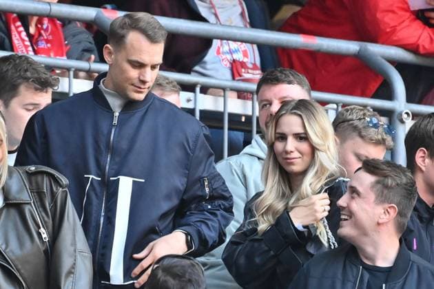 Manuel NEW goalkeeper Bayern Muenchen with girlfriend Anika BISSEL Football 1 Bundesliga Season 2023 2024, 5 Matchday, Matchday05 FC Bayern Muenchen VFL Bochum 7 0 on 23 09 2023 , A L L I A N Z A R E N A
