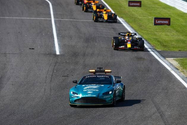 Safety Car during the 2023 Formula 1 Lenovo Japanese Grand Prix, 16th round of the 2023 Formula One World Championship, WM, Weltmeisterschaft from September 22 to 24, 2023 on the Suzuka International Racing Course, in Suzuka - F1 - JAPANESE GRAND PRIX 2023 - RACE DPPI Panoramic  _R3_7158