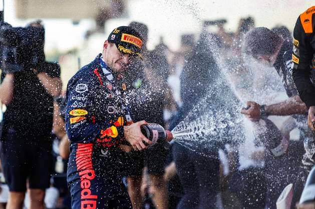 VERSTAPPEN Max (ned), Red Bull Racing RB19, portrait podium celebration during the 2023 Formula 1 Lenovo Japanese Grand Prix, 16th round of the 2023 Formula One World Championship, WM, Weltmeisterschaft from September 22 to 24, 2023 on the Suzuka International Racing Course, in Suzuka - F1 - JAPANESE GRAND PRIX 2023 - RACE DPPI Panoramic  00123037__R3_8339