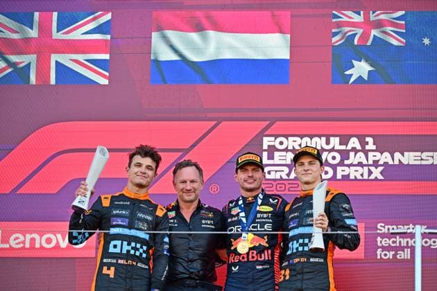 4 Lando Norris GBR, McLaren F1 Team , Christian Horner GBR, Oracle Red Bull Racing , 1 Max Verstappen NLD, Oracle Red Bull Racing , 81 Oscar Piastri AUS, McLaren F1 Team , F1 Grand Prix of Japan at Suzuka International Racing Course on September 24, 2023 in Suzuka, Japan Photo by HOCH ZWEI Suzuka Japan