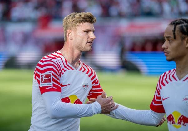 Leipzigs Xavi Simons and Timo Werner final cheer Football 1 Bundesliga, Matchday 4 RB Leipzig FC Augsburg 3 0 16 September 2023 Leipzig, Red Bull Arena RB Leipzig FC Augsburg 3 0