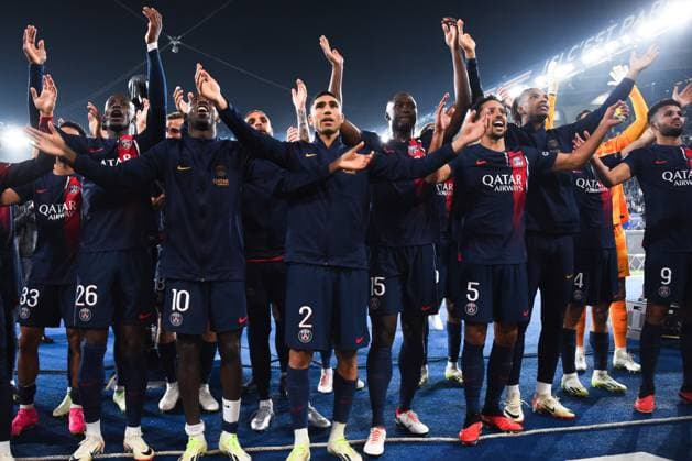 Remerciements des joueurs du PSG aux supporters - FOOTBALL : Paris Saint Germain vs Marseille - Ligue 1 - 24 09 2023 FedericoPestellini Panoramic 
