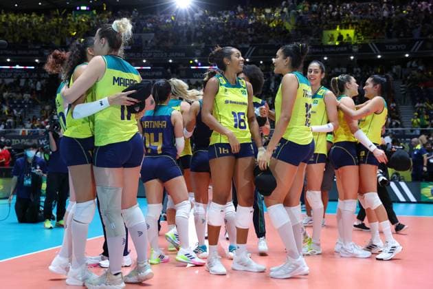 Brazil team group, Mannschaftsbild, Totale (BRA), SEPTEMBER 24, 2023 - Volleyball : FIVB Road To Paris Volleyball Qualifier World Cup 2023 Japan, Women s tournament match between Japan - Brazil at the Yoyogi National Stadium in Tokyo, Japan. Noxthirdxpartyxsales  (230327197)