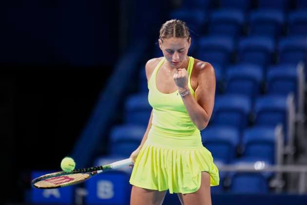 September 26, 2023, Tokyo, Japan: Marta KOSTYUK (UKR) in action against Daria KASATKINA (RUS) during their women s single match for the second day of the TORAY PAN PACIFIC OPEN TENNIS tournament 2023 at the Ariake Coliseum. The tournament is held from September 25 to October 1st. Tokyo Japan - ZUMAm191 20230926_aap_m191_024 Copyright: xRodrigoxReyesxMarinx