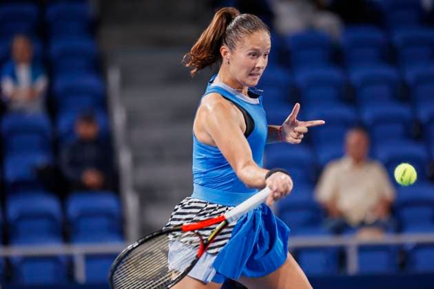 September 26, 2023, Tokyo, Japan: Daria KASATKINA (RUS) hits a return against Marta KOSTYUK (UKR) during their women s single match for the second day of the TORAY PAN PACIFIC OPEN TENNIS tournament 2023 at the Ariake Coliseum. The tournament is held from September 25 to October 1st. Tokyo Japan - ZUMAm191 20230926_aap_m191_034 Copyright: xRodrigoxReyesxMarinx