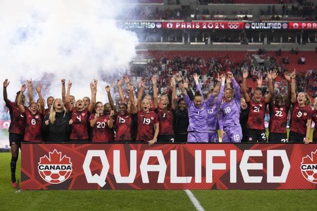 September 26, 2023, Toronto, ON, CANADA: Canada celebrates their win over Jamaica in CONCACAF women s championship soccer series match in Toronto on Tuesday Sept. 26, 2023. Canada News - September 26, 2023  - ZUMAc35_ 20230926_zaf_c35_152 Copyright: xNathanxDenettex