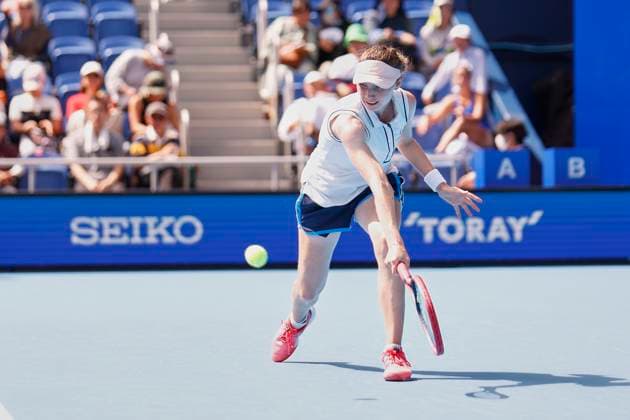 September 27, 2023, Tokyo, Japan: Cristina BUCSA (ESP) hits a return against Jessica PEGULA (USA) during their women s singles match of the Toray Pan Pacific Open Tennis Tournament 2023 at the Ariake Coliseum. The tournament is held from September 25 to October 1st. Pegula won 6-1, 6-2. Tokyo Japan - ZUMAm191 20230927_aap_m191_002 Copyright: xRodrigoxReyesxMarinx